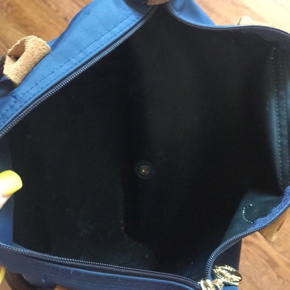 Navy Longchamp HUGE PRICE CUT - Picture 4 of 4